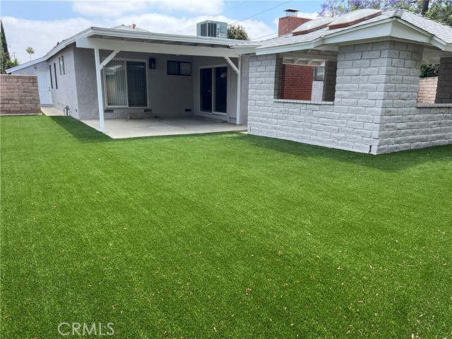6379 Darby Place, Tarzana CA: https://media.crmls.org/medias/0075c0eb-8115-4781-bdca-3693d9972727.jpg