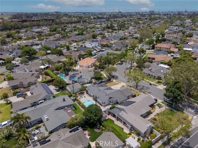 3340 Hillrose Dr, Rossmoor CA: https://media.crmls.org/medias/0075cf61-7cf4-4fbf-af0d-52bfe7d3e8d7.jpg