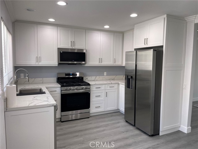 Front Image Thumbnail for CRPW26177818