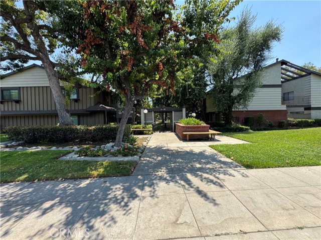 Detail Gallery Image 1 of 27 For 436 Fairview Ave #19,  Arcadia,  CA 91007 - 2 Beds | 2/1 Baths
