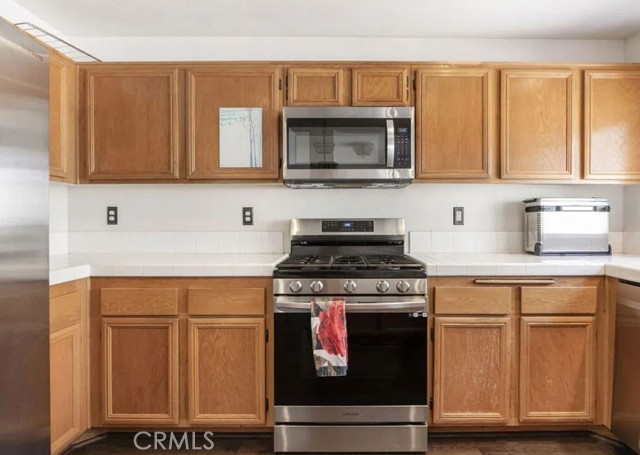 Detail Gallery Image 12 of 43 For 25323 Bayside Pl, Harbor City,  CA 90710 - 3 Beds | 2/1 Baths