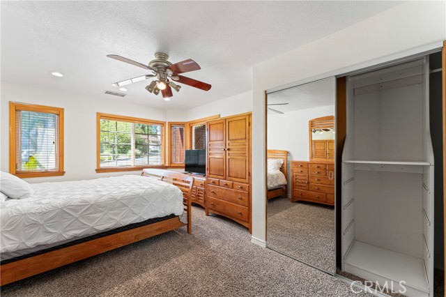 Detail Gallery Image 24 of 44 For 27932 Calypso Ln, Canyon Country,  CA 91351 - 4 Beds | 2 Baths