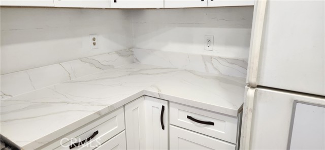 Detail Gallery Image 5 of 28 For 713 Walnut Dr, Lake Elsinore,  CA 92530 - 2 Beds | 1 Baths