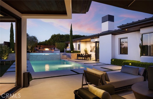 4512 Roxbury Road, Corona del Mar CA: https://media.crmls.org/medias/00790804-0e82-467f-a938-9e4e3af7b108.jpg