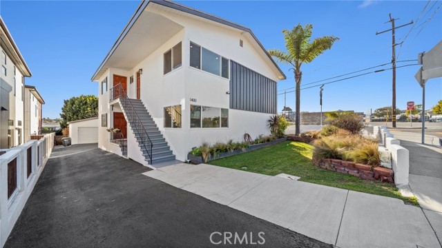 1400 15th Street, Manhattan Beach, California 90266, ,Residential Income,For Sale,15th,PW25034625