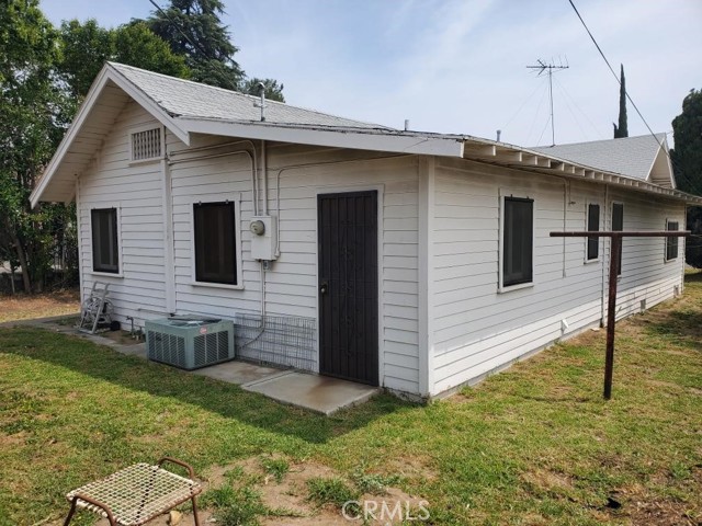 Detail Gallery Image 23 of 23 For 124 S Olive Ave, Rialto,  CA 92376 - 3 Beds | 1 Baths