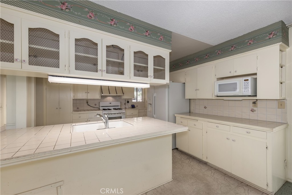 MLS #IG25253761 image #11