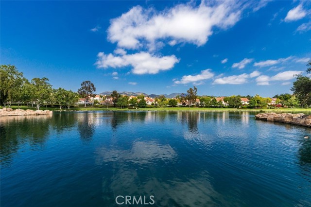 2 Via Bandada, Rancho Santa Margarita CA: https://media.crmls.org/medias/00794604-4d4f-4f6d-b76f-437aaea863ae.jpg