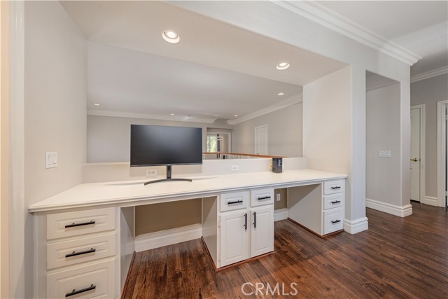 Detail Gallery Image 29 of 70 For 18571 Amalia, Huntington Beach,  CA 92648 - 5 Beds | 4/1 Baths