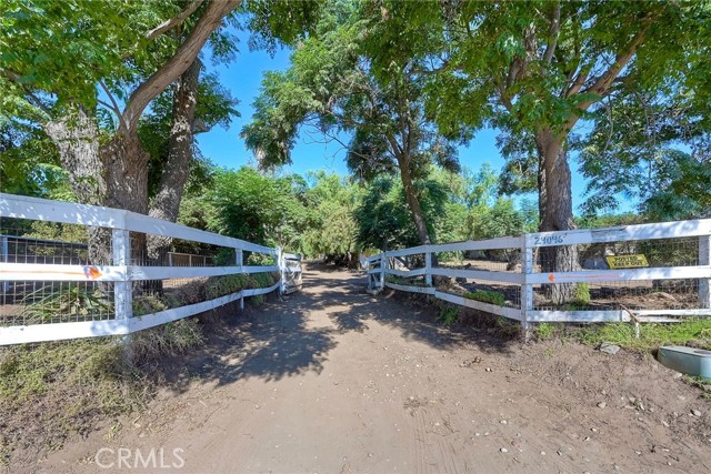 Detail Gallery Image 3 of 18 For 29046 Miller Rd, Valley Center,  CA 92082 - 1 Beds | 1 Baths