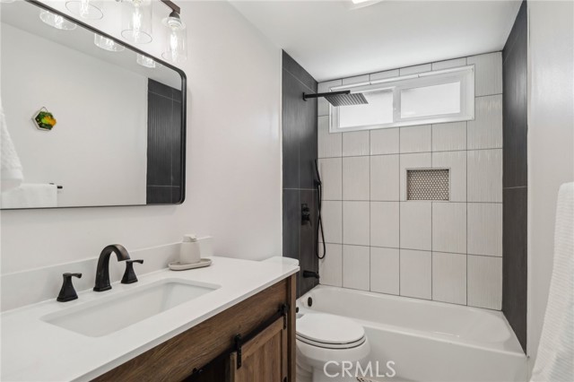 Detail Gallery Image 11 of 23 For 12548 Terra Bella St, Pacoima,  CA 91331 - 3 Beds | 2 Baths