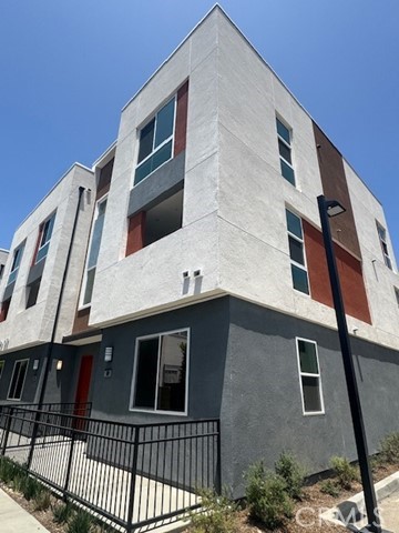1810 E 1st Street #170