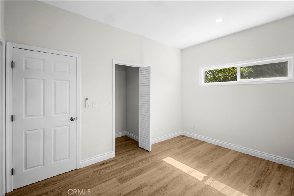 MLS #OC25259836 image #33