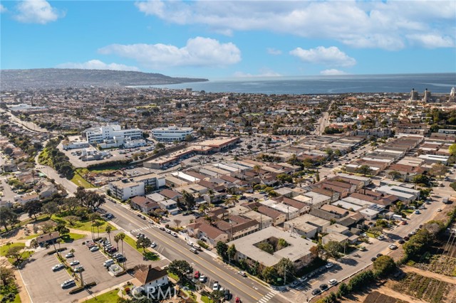 1303 Beryl Street, Redondo Beach, California 90277, ,Residential Income,Sold,Beryl,PW23014271