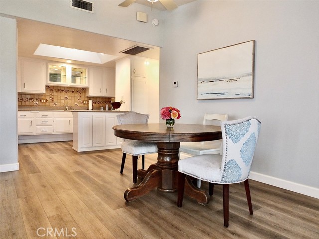 Detail Gallery Image 11 of 53 For 1560 Homewood Rd #114-L,  Seal Beach,  CA 90740 - 2 Beds | 2 Baths