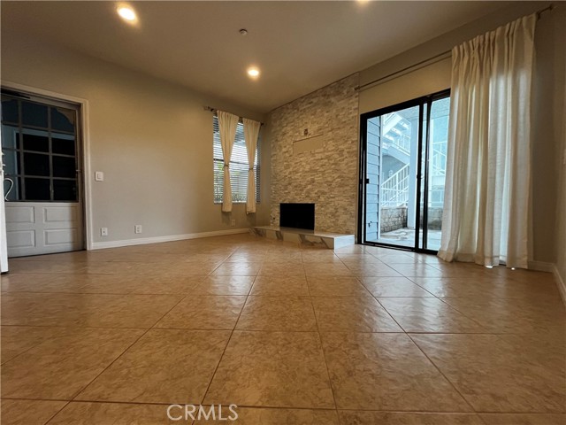 16960 Algonquin Street, Huntington Beach CA: https://media.crmls.org/medias/007cb5f9-0eec-4301-ad28-95cc6996ac32.jpg