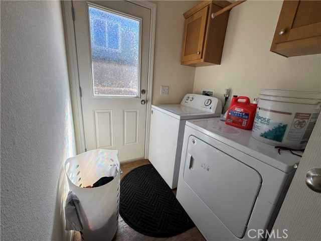Detail Gallery Image 5 of 11 For 15324 Summit Bld, Cobb,  CA 95426 - 3 Beds | 2 Baths