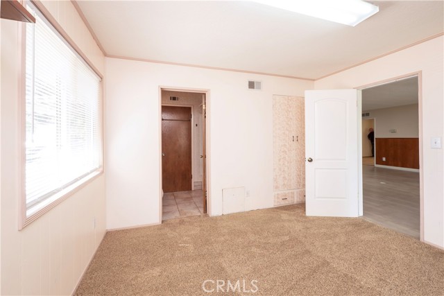 Image 32 of 49 For 1736 Sumner  