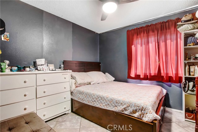 19376 Lambeth Ct, Riverside CA: https://media.crmls.org/medias/007e541e-a458-49a7-8650-1c69e4947df1.jpg