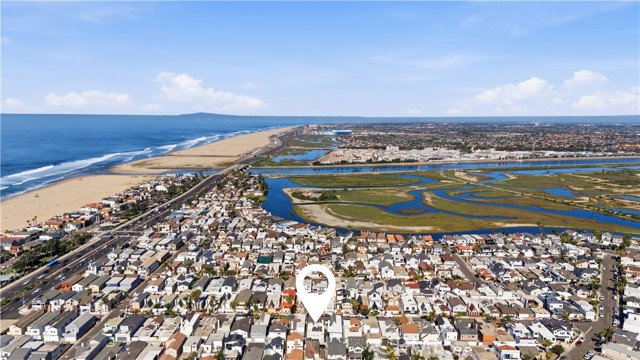 Detail Gallery Image 36 of 36 For 258 Walnut, Newport Beach,  CA 92663 - 3 Beds | 2 Baths