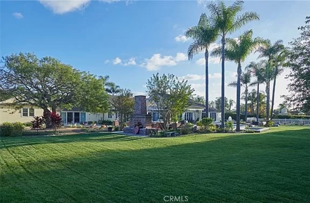 https://media.crmls.org/medias/007ee6cc-c857-4504-b748-d34c01ce6b63.jpg?preset=X-Large