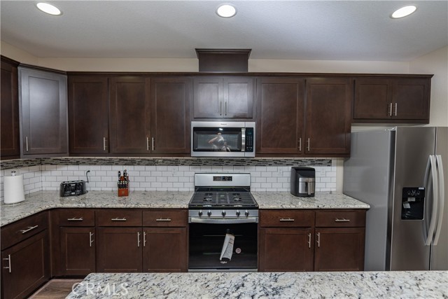 Detail Gallery Image 11 of 46 For 4836 Langley Way, Merced,  CA 95348 - 4 Beds | 3/1 Baths