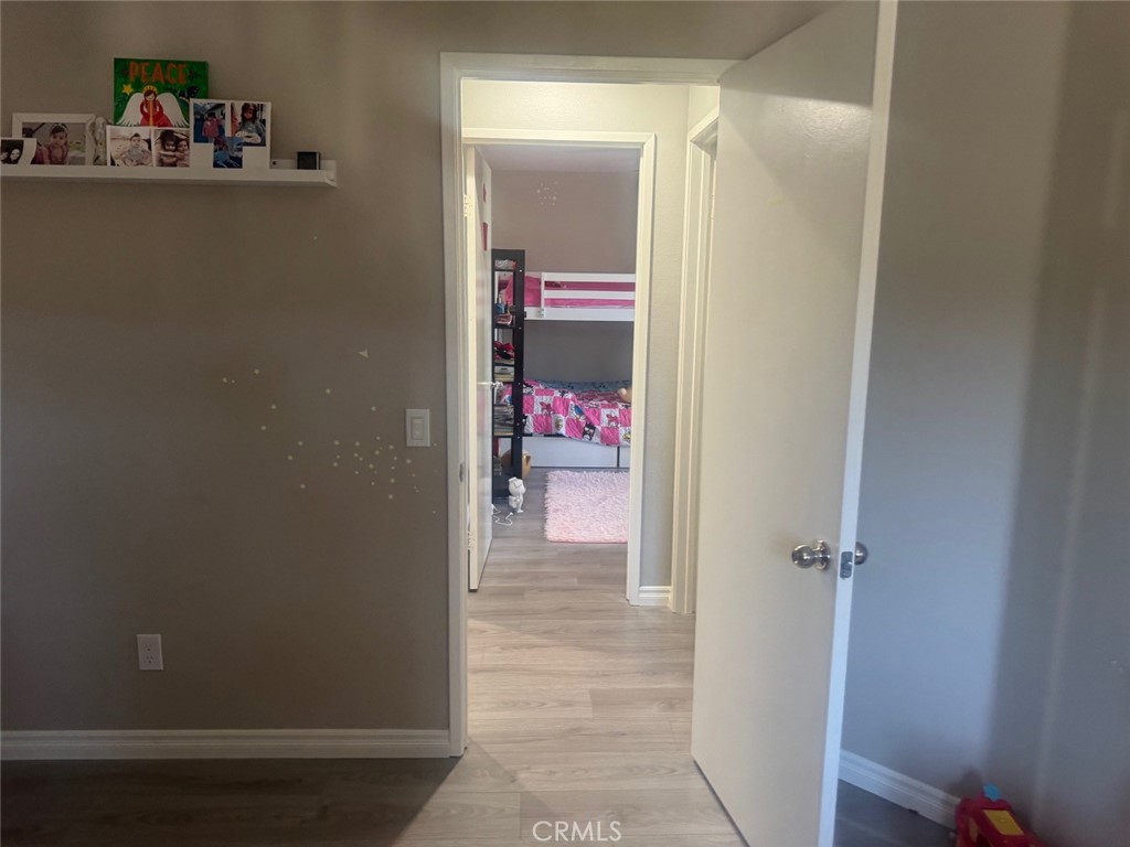 https://media.crmls.org/medias/007f7ab3-dd11-42ff-92bf-a215a91e8381.jpg?preset=X-Large