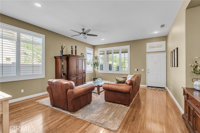 Detail Gallery Image 7 of 36 For 3338 Camden Ln, Corona,  CA 92882 - 4 Beds | 2 Baths