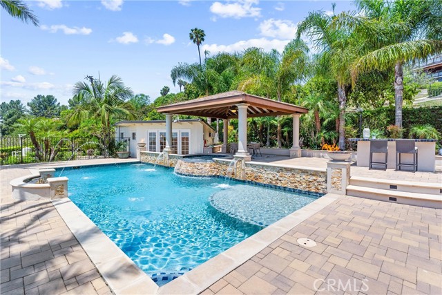 1929 Dorothea Road, La Habra Heights CA: https://media.crmls.org/medias/0080abb1-8e29-4b06-94be-7c4b4190c67f.jpg
