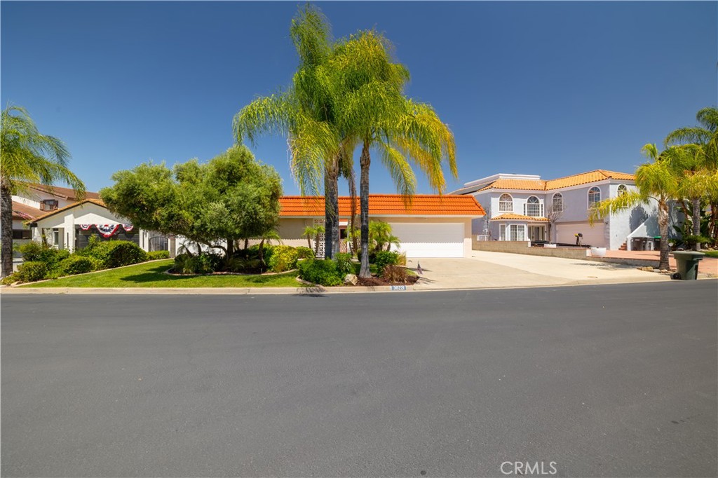 30221 Lands End Place