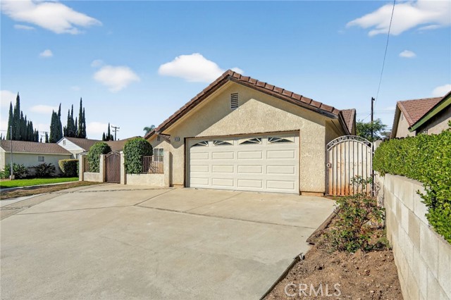 Detail Gallery Image 3 of 33 For 3924 Modesto, San Bernardino,  CA 92404 - 3 Beds | 2 Baths
