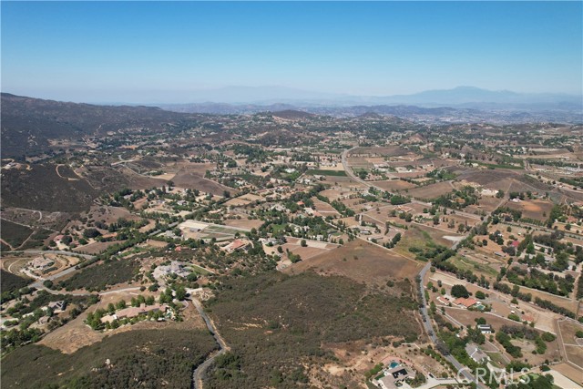 0 Hidden Meadow Circle, Murrieta CA: https://media.crmls.org/medias/0084921e-76f0-45ee-b4bd-d52d0d3489f3.jpg