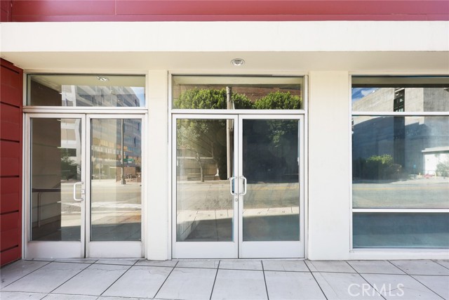 119 S Los Robles Avenue, Pasadena, California 91101, ,Commercial Lease,For Rent,119 S Los Robles Avenue,CROC23203376