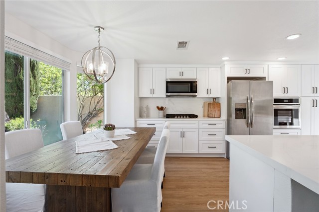 Detail Gallery Image 19 of 45 For 24775 Calle Serranona, Calabasas,  CA 91302 - 3 Beds | 2/1 Baths