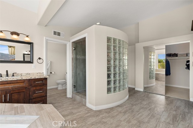 24370 La Homa, Yorba Linda CA: https://media.crmls.org/medias/00859083-83b3-4907-afd1-e80a30946454.jpg