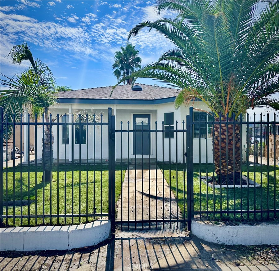 325 W W 6th St Street