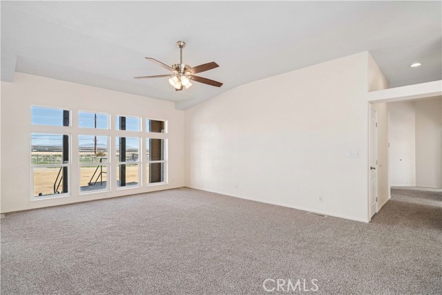 Detail Gallery Image 10 of 57 For 12567 Sahara, Rosamond,  CA 93560 - 3 Beds | 2/1 Baths