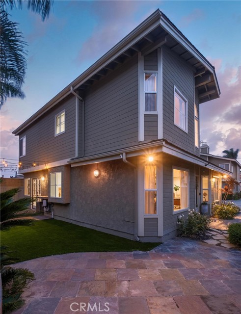 2017 Curtis Avenue, Redondo Beach CA: https://media.crmls.org/medias/008609ed-31b7-45e2-95c4-564fc1e3d4d7.jpg