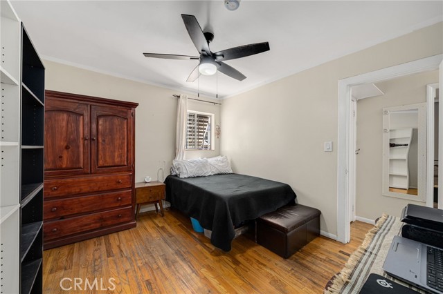 1143 West 66th, Los Angeles CA: https://media.crmls.org/medias/0086916c-0d27-4cde-8be9-4c15f2822b28.jpg