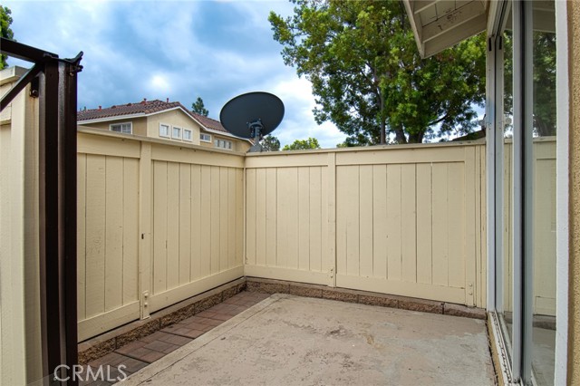 19646 Orviento Drive, Lake Forest CA: https://media.crmls.org/medias/0087727c-43d9-4687-b2d5-215d57b459ce.jpg