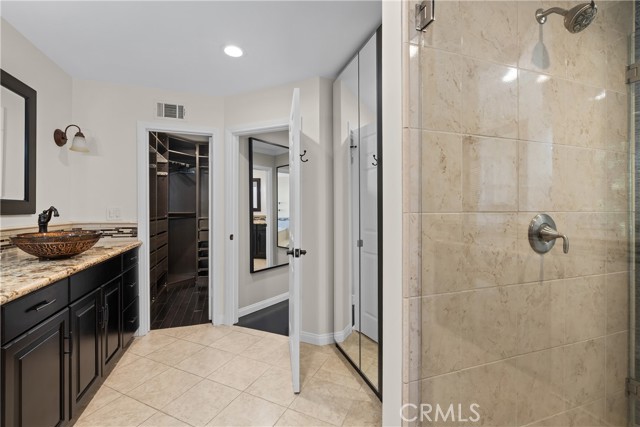 Detail Gallery Image 17 of 35 For 16513 Moorpark St, Encino,  CA 91436 - 5 Beds | 5/1 Baths