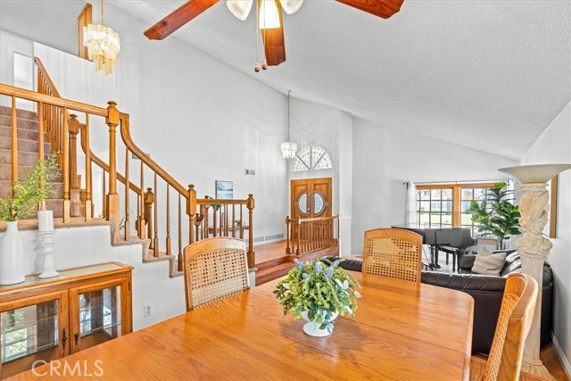 Detail Gallery Image 6 of 44 For 25252 Calero Avenue, Laguna Hills,  CA 92653 - 4 Beds | 3 Baths