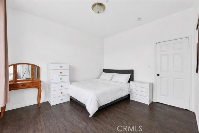 Detail Gallery Image 14 of 26 For 1540 New Ave #C,  San Gabriel,  CA 91776 - 3 Beds | 3 Baths