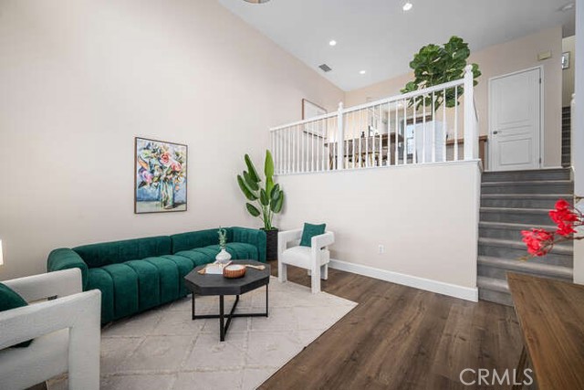 46 Hinterland Way, Ladera Ranch CA: https://media.crmls.org/medias/00888fe3-d96b-4008-9e55-80d731854857.jpg