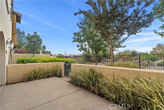 Detail Gallery Image 33 of 38 For 620 S Gladys Ave #D,  San Gabriel,  CA 91776 - 3 Beds | 3/1 Baths