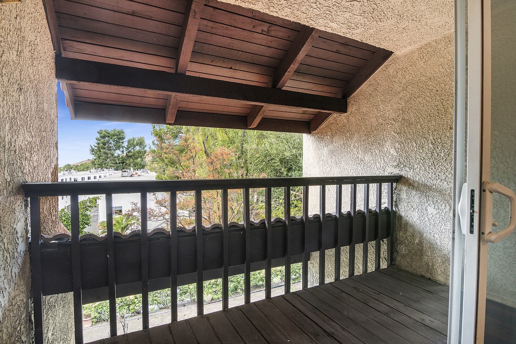 Detail Gallery Image 20 of 38 For 7951 via Latina, Burbank,  CA 91504 - 2 Beds | 2/1 Baths