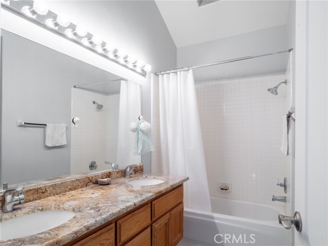 Detail Gallery Image 13 of 16 For 1661 Danbrook Pl, Upland,  CA 91784 - 4 Beds | 3 Baths