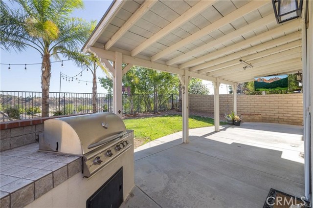 Detail Gallery Image 47 of 61 For 19924 via Joyce Dr, Saugus,  CA 91350 - 5 Beds | 3 Baths