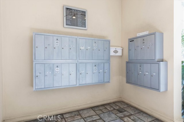 Detail Gallery Image 17 of 20 For 372 Carroll Park East #208,  Long Beach,  CA 90814 - 1 Beds | 1 Baths