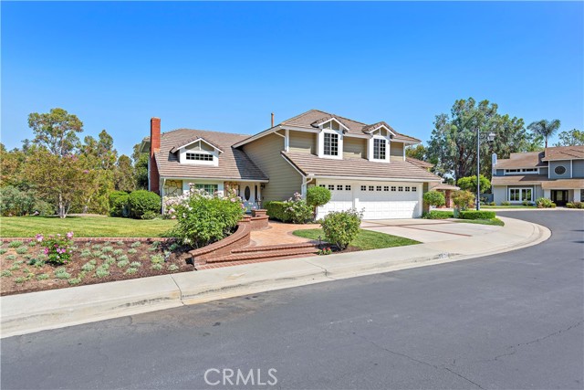 9812 Oxbridge Circle, North Tustin, CA 92705